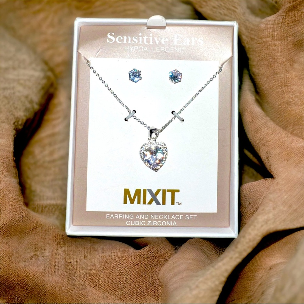 Brand new cubic zirconia